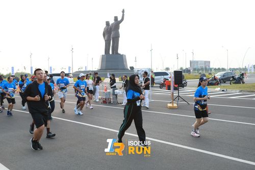 Race photo from ISOPlus Run 2024 Jakarta