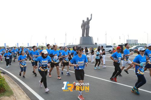 Race photo from ISOPlus Run 2024 Jakarta