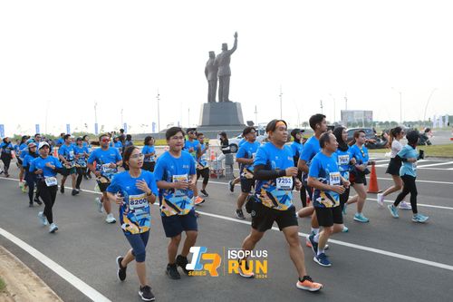Race photo from ISOPlus Run 2024 Jakarta