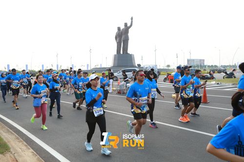 Race photo from ISOPlus Run 2024 Jakarta
