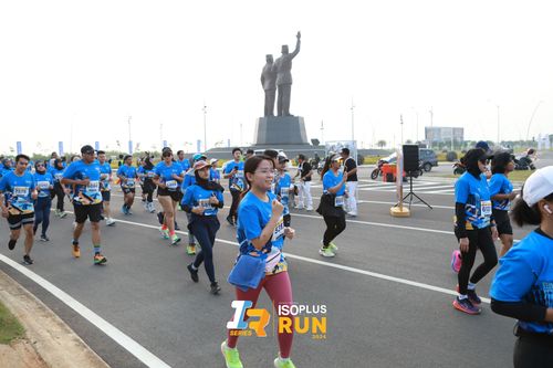 Race photo from ISOPlus Run 2024 Jakarta