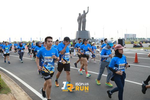 Race photo from ISOPlus Run 2024 Jakarta