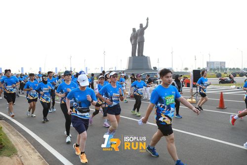 Race photo from ISOPlus Run 2024 Jakarta