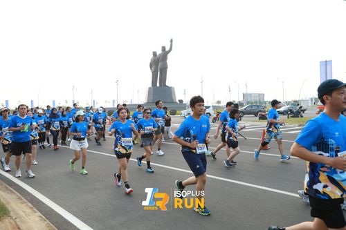 Race photo from ISOPlus Run 2024 Jakarta