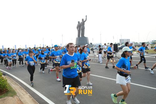 Race photo from ISOPlus Run 2024 Jakarta