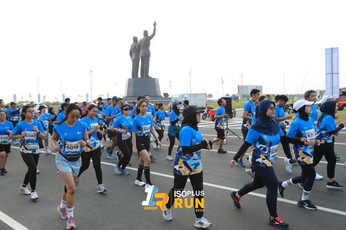 Race photo from ISOPlus Run 2024 Jakarta