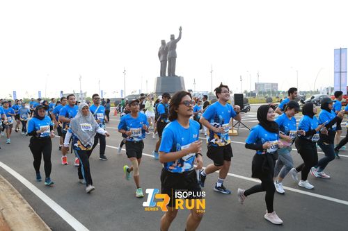 Race photo from ISOPlus Run 2024 Jakarta
