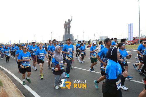 Race photo from ISOPlus Run 2024 Jakarta