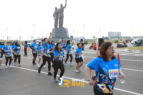 Race photo from ISOPlus Run 2024 Jakarta