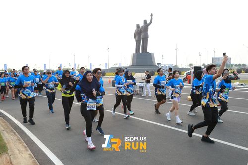 Race photo from ISOPlus Run 2024 Jakarta