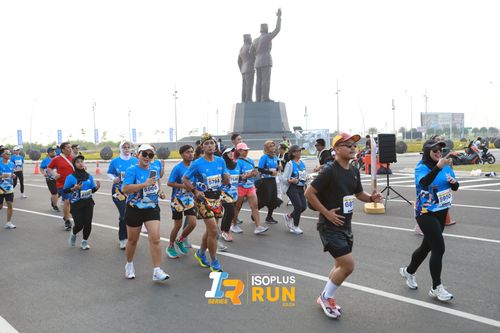 Race photo from ISOPlus Run 2024 Jakarta