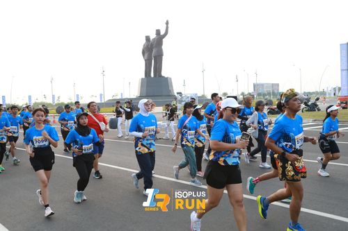 Race photo from ISOPlus Run 2024 Jakarta
