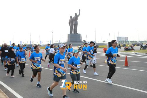 Race photo from ISOPlus Run 2024 Jakarta