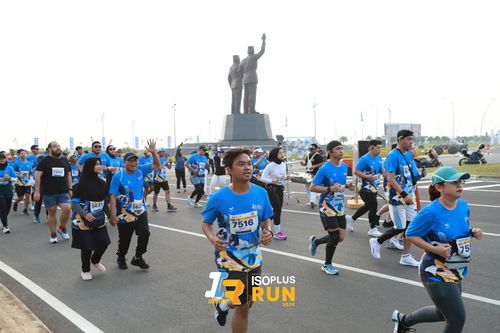 Race photo from ISOPlus Run 2024 Jakarta