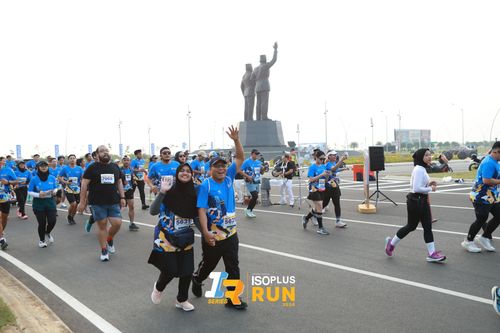 Race photo from ISOPlus Run 2024 Jakarta
