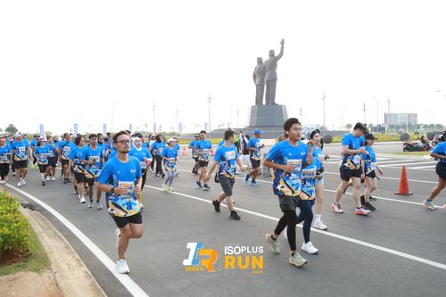 Race photo from ISOPlus Run 2024 Jakarta