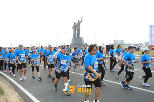 Race photo from ISOPlus Run 2024 Jakarta