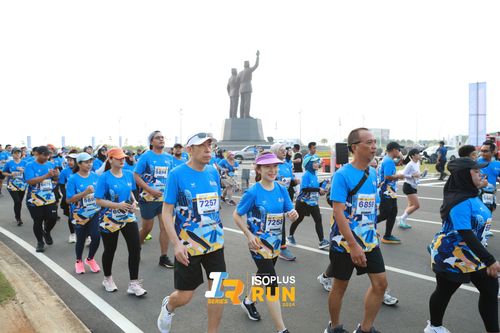 Race photo from ISOPlus Run 2024 Jakarta