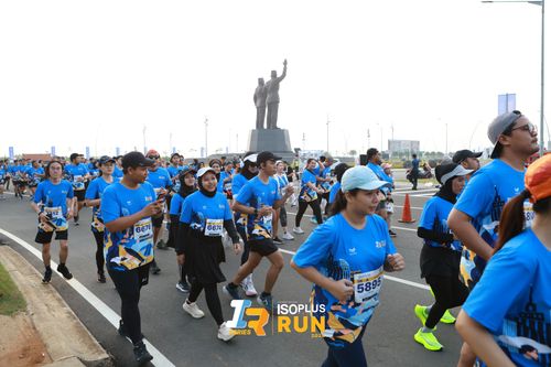 Race photo from ISOPlus Run 2024 Jakarta