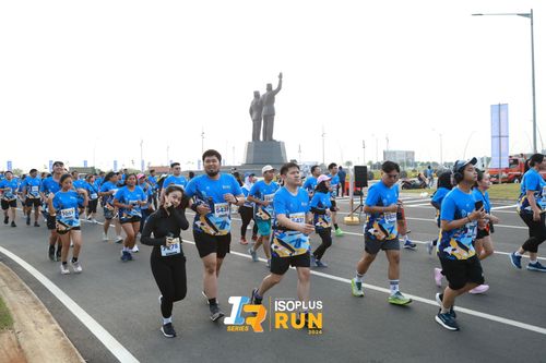 Race photo from ISOPlus Run 2024 Jakarta
