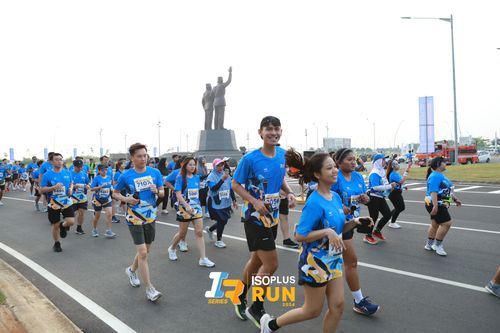 Race photo from ISOPlus Run 2024 Jakarta