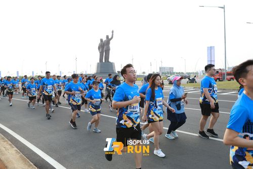 Race photo from ISOPlus Run 2024 Jakarta