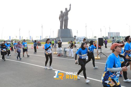 Race photo from ISOPlus Run 2024 Jakarta