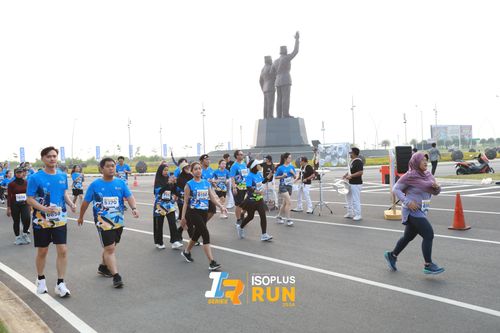Race photo from ISOPlus Run 2024 Jakarta