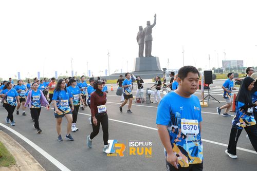 Race photo from ISOPlus Run 2024 Jakarta