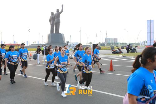 Race photo from ISOPlus Run 2024 Jakarta