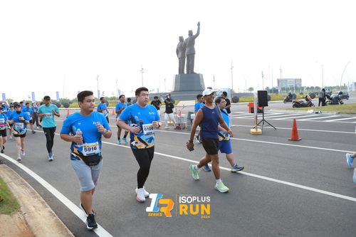 Race photo from ISOPlus Run 2024 Jakarta