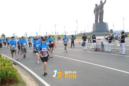 Race photo from ISOPlus Run 2024 Jakarta