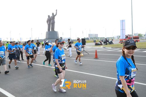 Race photo from ISOPlus Run 2024 Jakarta