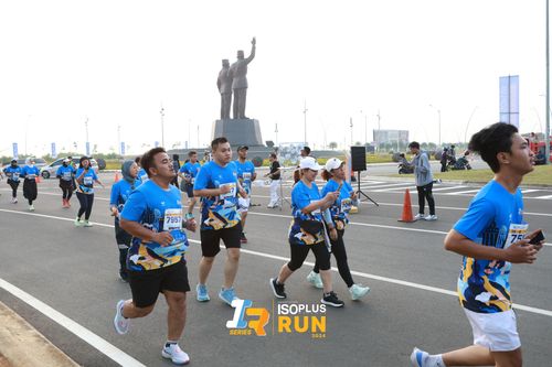 Race photo from ISOPlus Run 2024 Jakarta