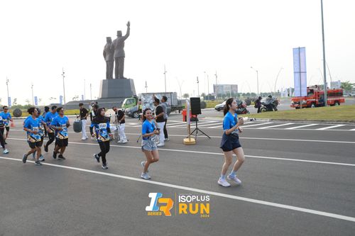 Race photo from ISOPlus Run 2024 Jakarta