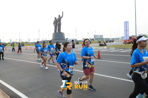 Race photo from ISOPlus Run 2024 Jakarta