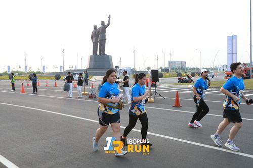 Race photo from ISOPlus Run 2024 Jakarta