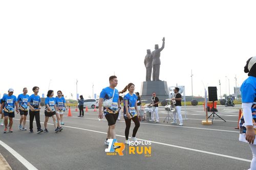 Race photo from ISOPlus Run 2024 Jakarta