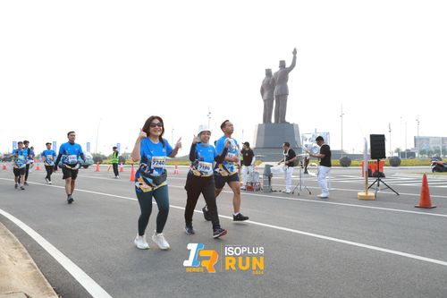 Race photo from ISOPlus Run 2024 Jakarta