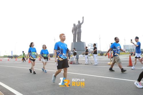 Race photo from ISOPlus Run 2024 Jakarta