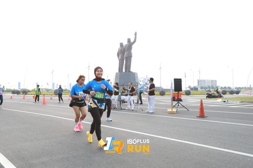 Race photo from ISOPlus Run 2024 Jakarta