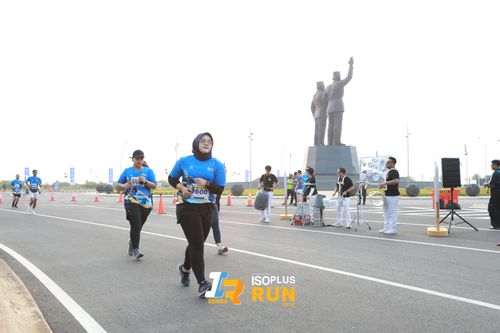 Race photo from ISOPlus Run 2024 Jakarta