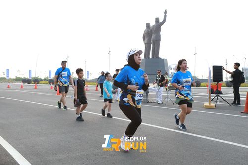 Race photo from ISOPlus Run 2024 Jakarta