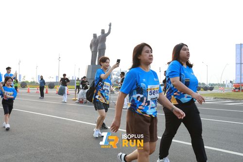 Race photo from ISOPlus Run 2024 Jakarta
