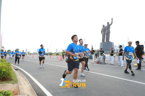 Race photo from ISOPlus Run 2024 Jakarta