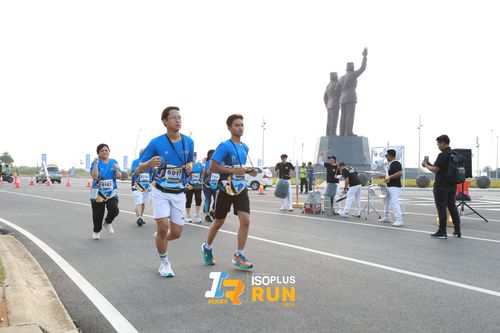 Race photo from ISOPlus Run 2024 Jakarta
