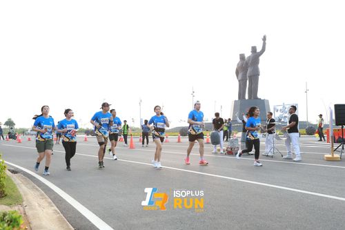 Race photo from ISOPlus Run 2024 Jakarta