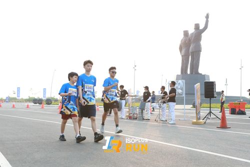 Race photo from ISOPlus Run 2024 Jakarta