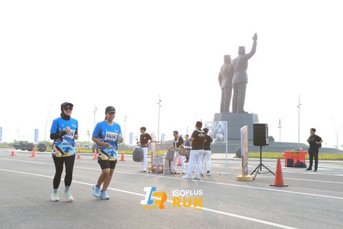 Race photo from ISOPlus Run 2024 Jakarta