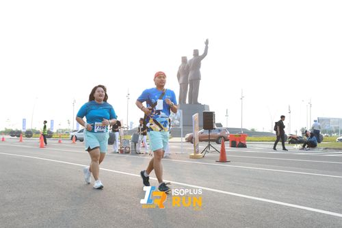 Race photo from ISOPlus Run 2024 Jakarta